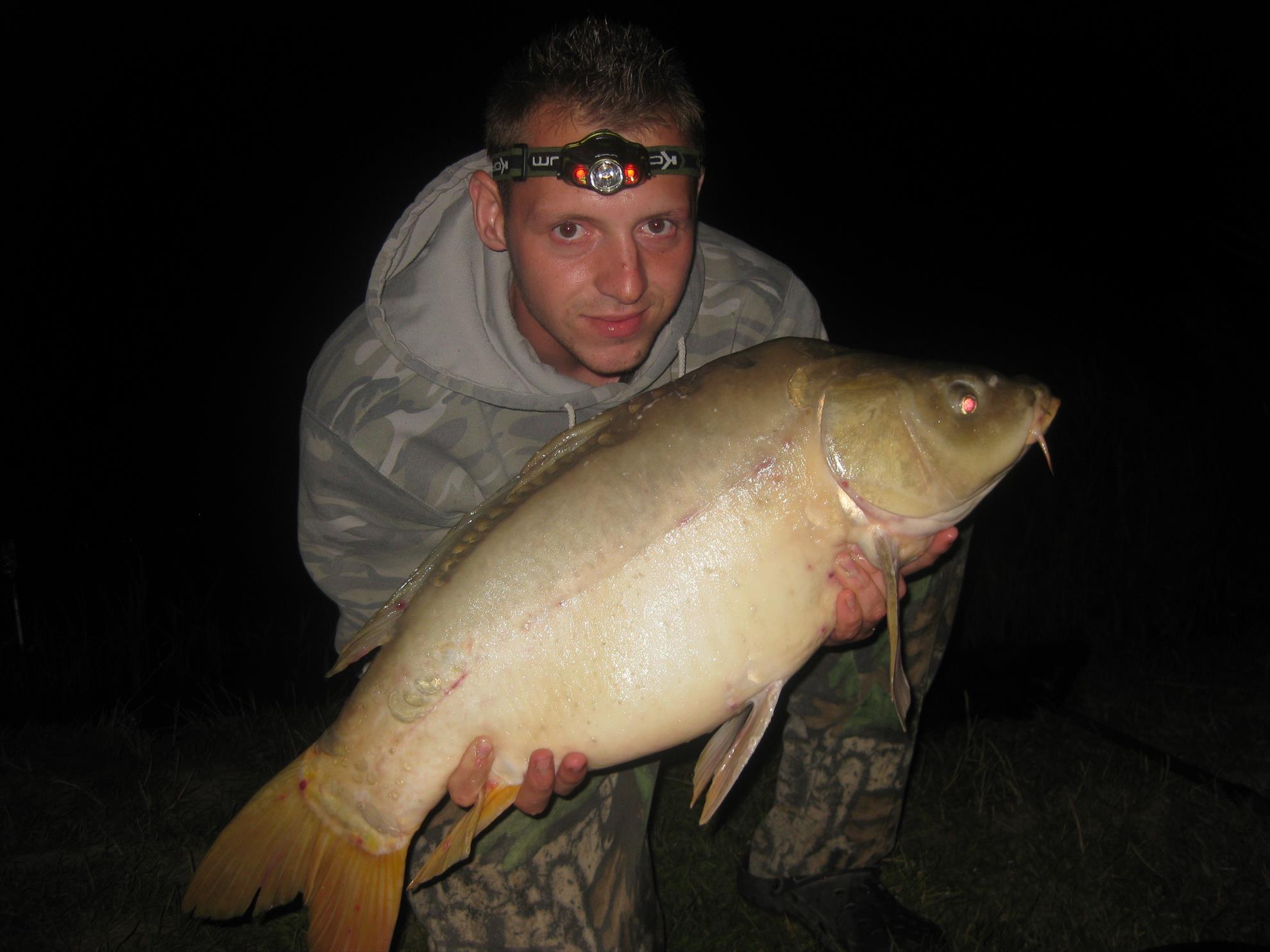 Derek 3 - img0122.JPG